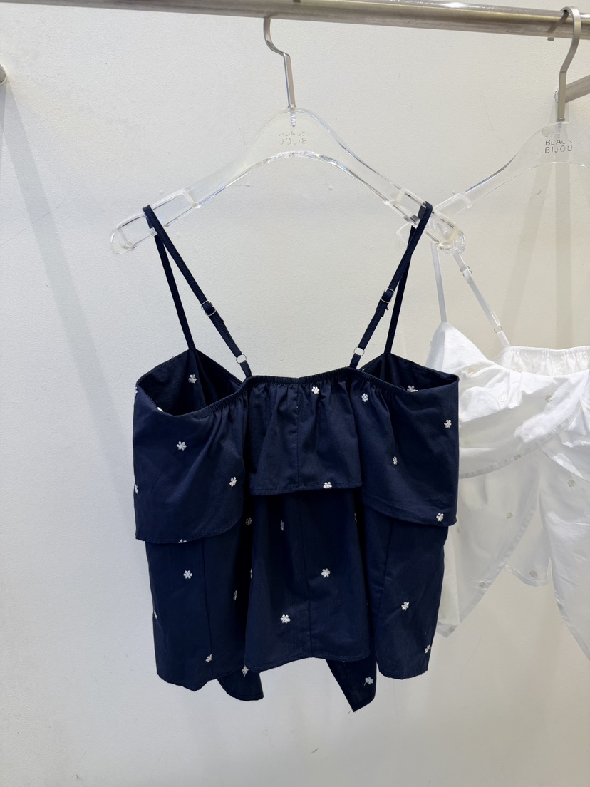 BLACK BIJOU韓國東大門代購女士新款職業熱賣吊帶背心刺繡BLACK BIJOU吊帶/背心