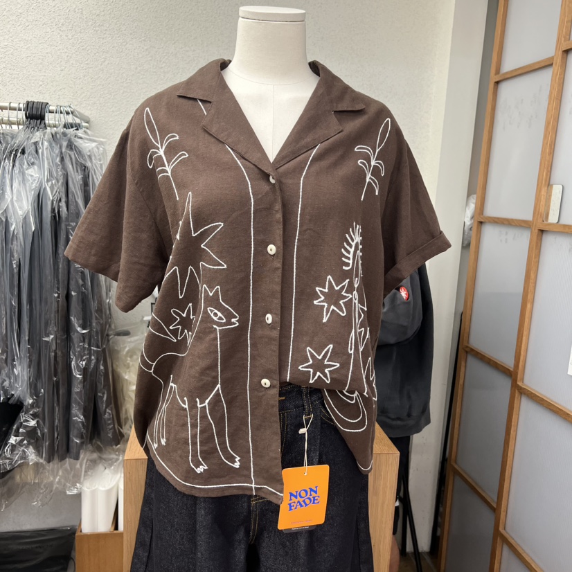 ROMANTICIZE韓國直郵女裝新款時尚職業休閑襯衫蕾絲衫刺繡ROMANTICIZE襯衫/蕾絲衫圖色1