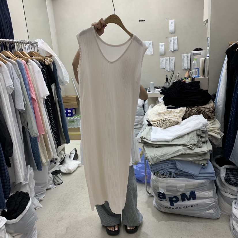 BREEZE東大門實拍韓國女裝新品熱賣26夏季連衣裙褶裥無袖OPSBREEZE連衣裙圖色2