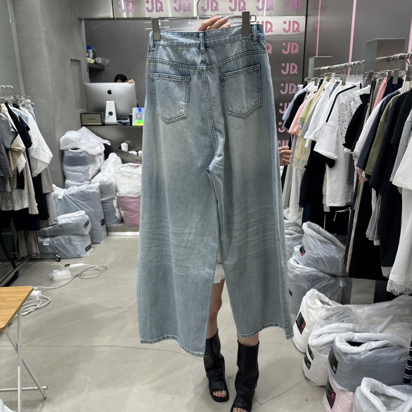 JUDYQUE韓國直郵實拍女士新品推薦熱賣26夏季職業時尚牛仔褲JUDYQUE牛仔褲