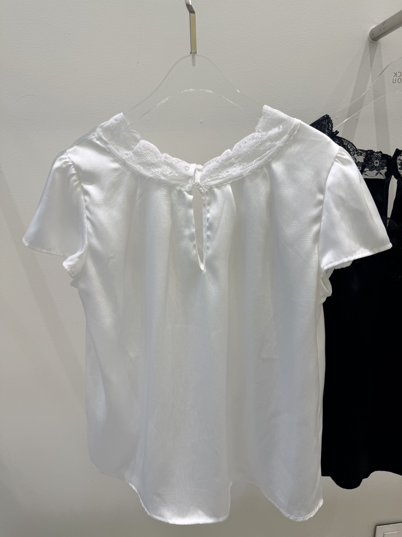 BLACK BIJOU韓國東大門直郵女士新品26夏季人氣襯衫蕾絲衫BLACK BIJOU襯衫/蕾絲衫
