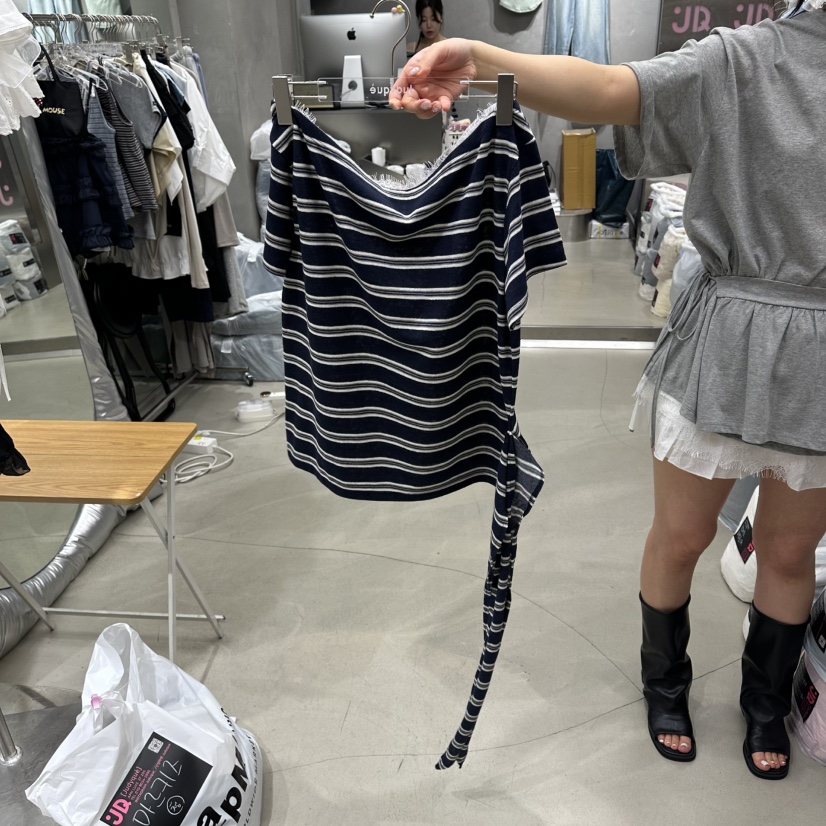 JUDYQUE韓國直郵實拍女裝新款熱賣推薦26春夏時尚T恤不對稱JUDYQUET恤