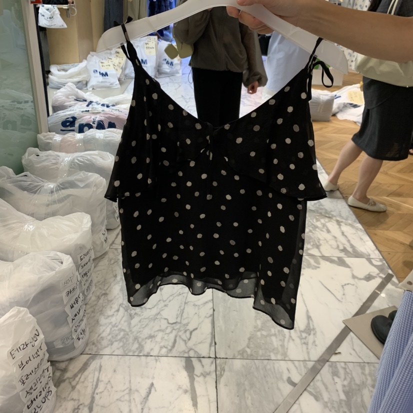 ALMOND韓國直郵女裝新款職業26夏季26春夏時尚熱賣吊帶背心ALMOND吊帶/背心圖色1