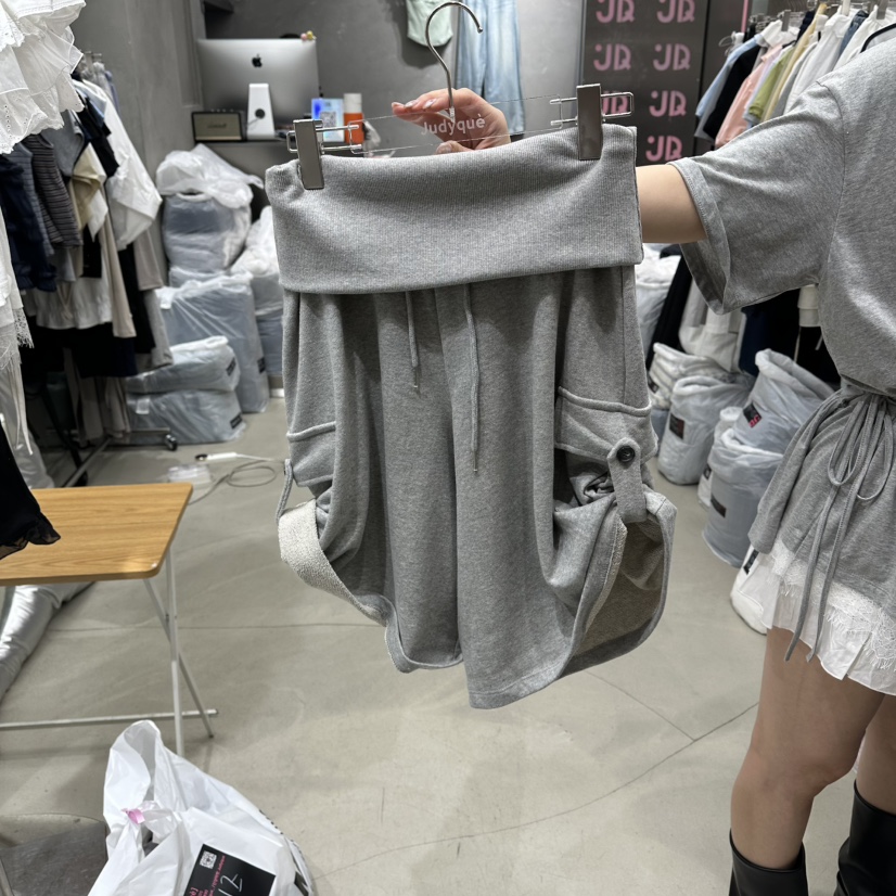 JUDYQUE韓國直郵女士新品26春夏熱賣推薦26夏季職業時尚短褲JUDYQUE短褲圖色1