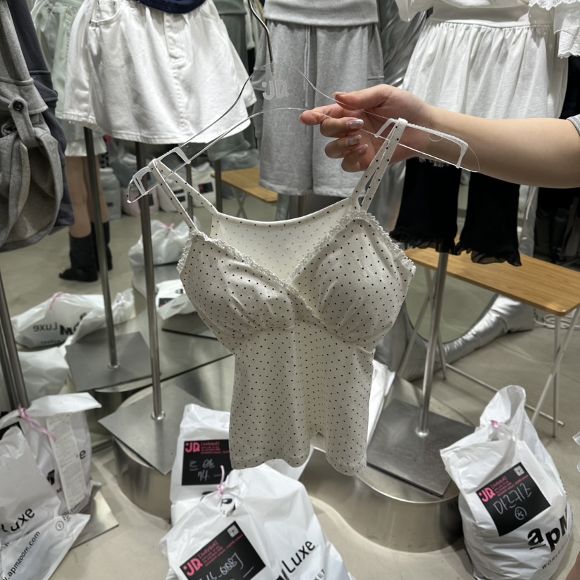JUDYQUE韓國直郵實拍女裝新品人氣職業26春夏吊帶背心無袖JUDYQUE吊帶/背心圖色1