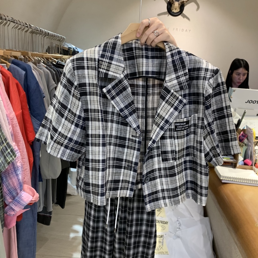 BLACKFRIDAY韓國東大門代購女裝新款推薦26夏季夾克燈芯絨BLACK FRIDAY夾克圖色2