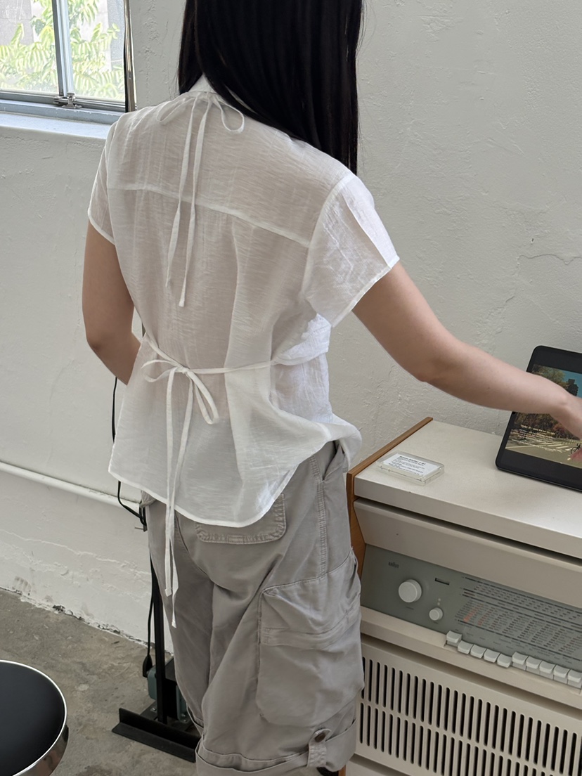Verbena東大門實拍韓國女裝新品熱賣26夏季襯衫蕾絲衫露背Verbena襯衫/蕾絲衫