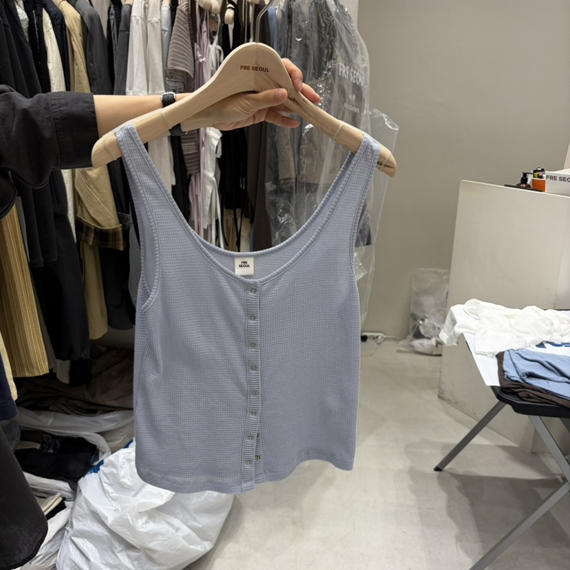 FRE韓國直郵女士新款熱賣人氣休閑推薦吊帶背心華夫格格紋FRE SEOUL吊帶/背心圖色4
