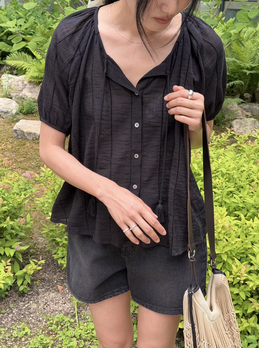 AMY GRACE-A東大門實拍韓國女士新品人氣熱賣襯衫蕾絲衫AMY GRACE襯衫/蕾絲衫