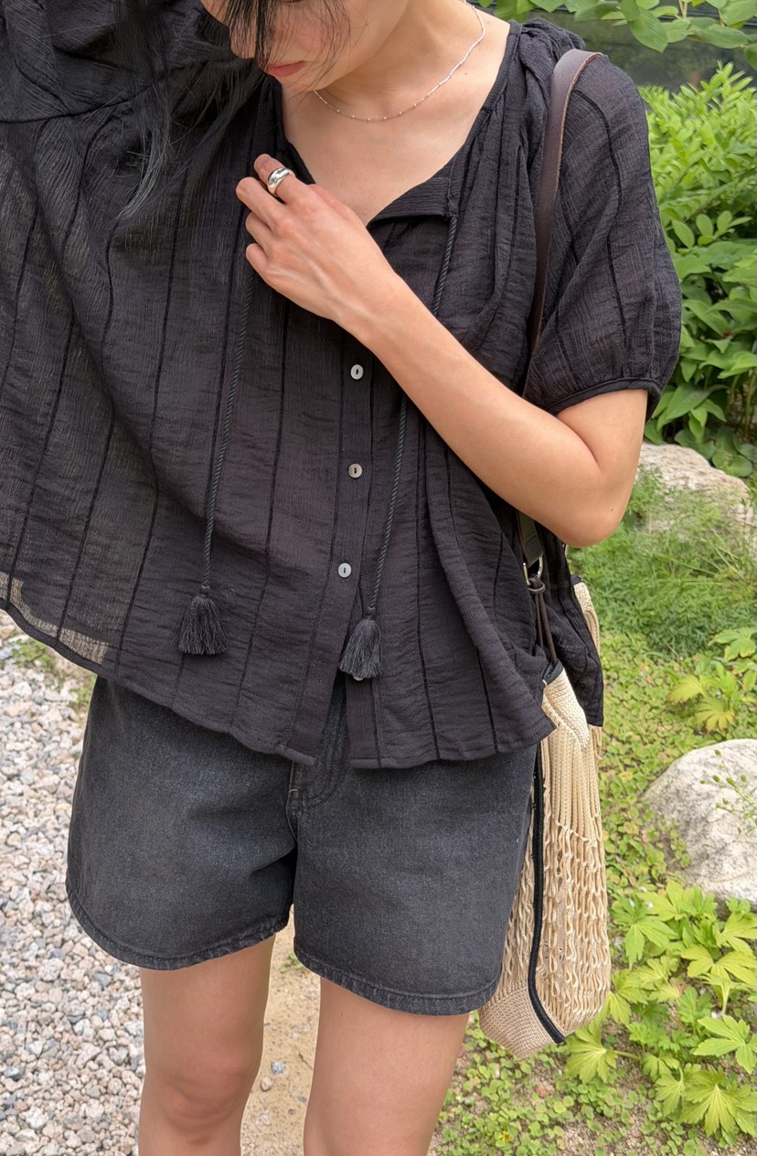 AMY GRACE-A東大門實拍韓國女士新品人氣熱賣襯衫蕾絲衫AMY GRACE襯衫/蕾絲衫