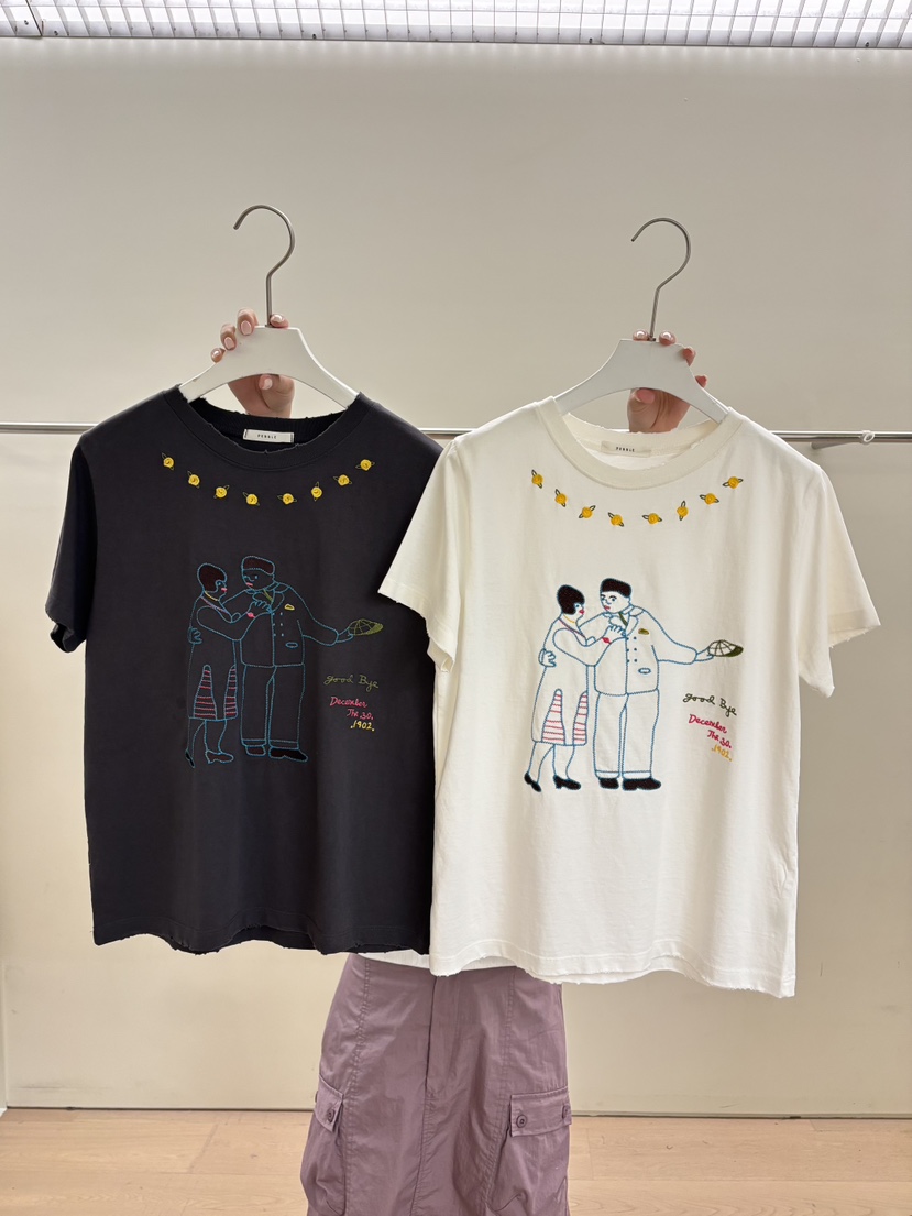 PEBBLE韓國東大門直郵女裝新品熱賣26夏季時尚推薦T恤刺繡PEBBLET恤