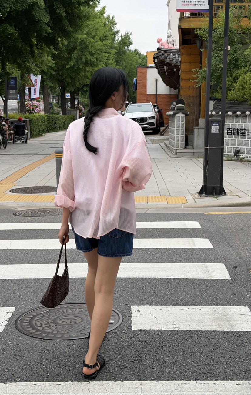 AMY GRACE-A韓國東大門代購女裝新款熱賣時尚襯衫蕾絲衫AMY GRACE襯衫/蕾絲衫