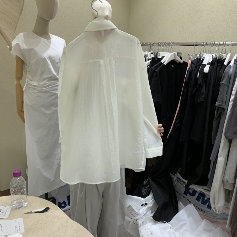 BROCCOLISALAD韓國東大門代購女士新品時尚熱賣襯衫蕾絲衫BROCCOLISALAD襯衫/蕾絲衫