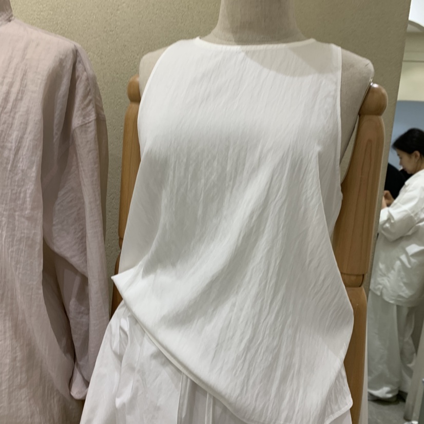 BROCCOLISALAD韓國直郵女裝新款26夏季熱賣推薦時尚吊帶背心BROCCOLISALAD吊帶/背心圖色2