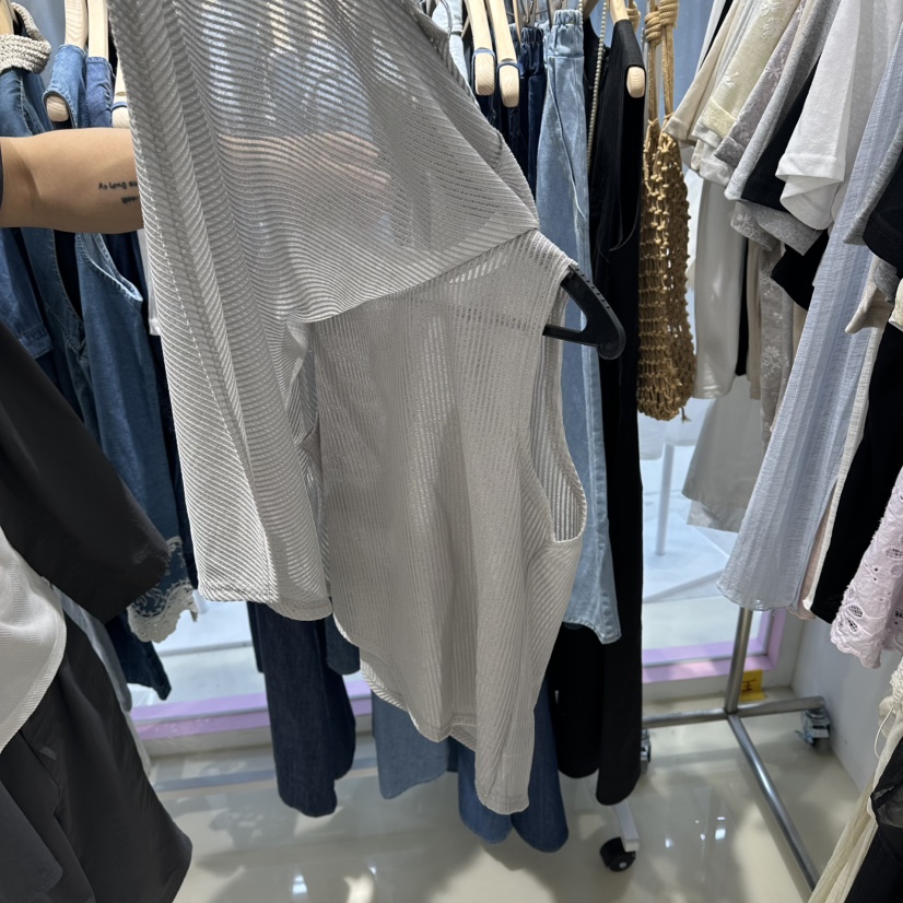 JH.STUDIO-Q韓國直郵女士新款休閑熱賣襯衫蕾絲衫不對稱JH.STUDIO-Q襯衫/蕾絲衫