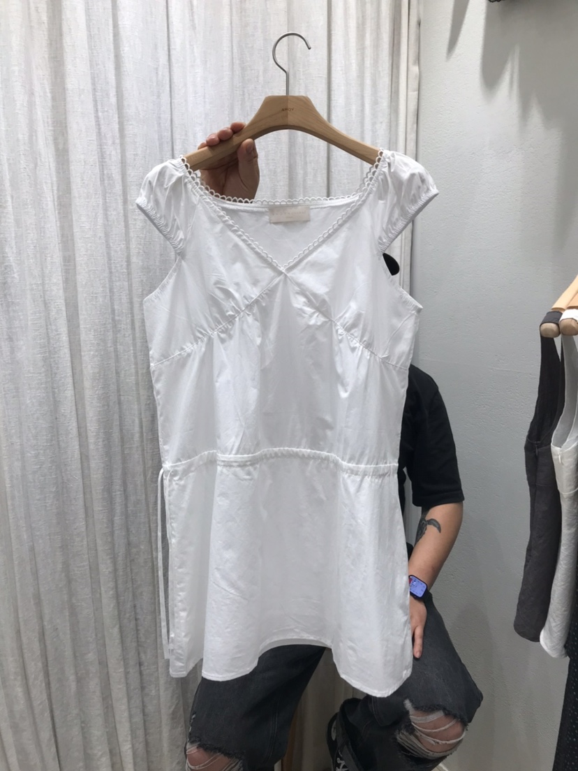AHOY東大門實拍韓國女士新品推薦人氣熱賣26夏季休閑連衣裙AHOY連衣裙圖色1