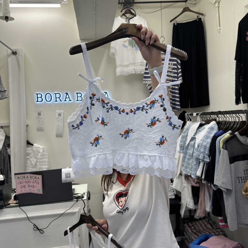 BORA BORA韓國直郵實拍女裝新品熱賣人氣時尚吊帶背心刺繡BORA BORA吊帶/背心圖色2