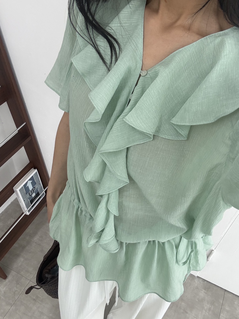DE GO YOU韓國東大門代購女士新品人氣時尚推薦襯衫蕾絲衫DE GO YOU襯衫/蕾絲衫