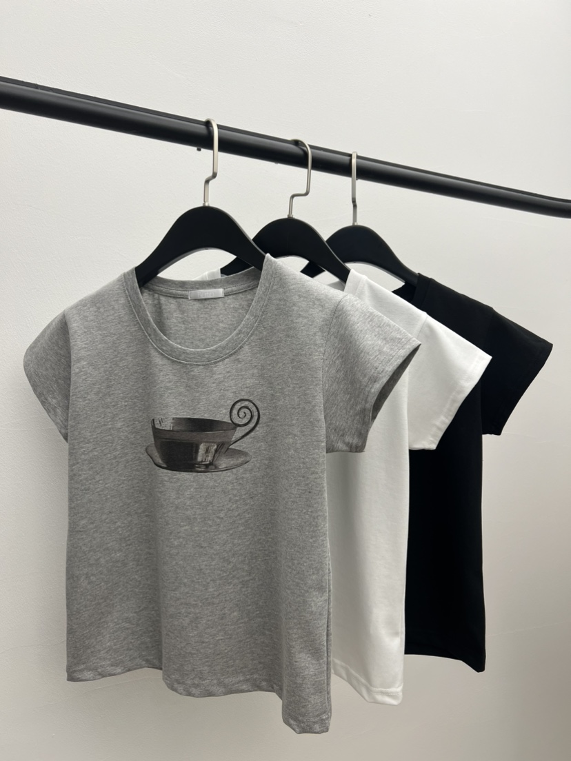 BLACK PIG/BERTO韓國東大門代購女士新品推薦休閑熱賣T恤BLACK PIG/BERTOT恤
