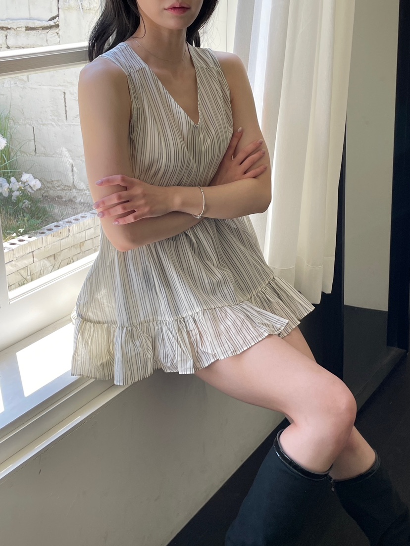 空韓國東大門直郵女士新款熱賣時尚推薦人氣26夏季吊帶背心APEX吊帶/背心