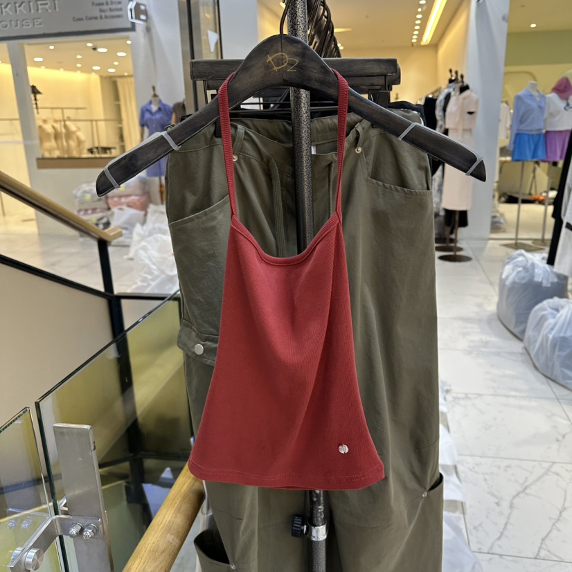 A2/D2東大門實拍韓國女士新品人氣26夏季吊帶背心露背無袖A2/D2吊帶/背心圖色1