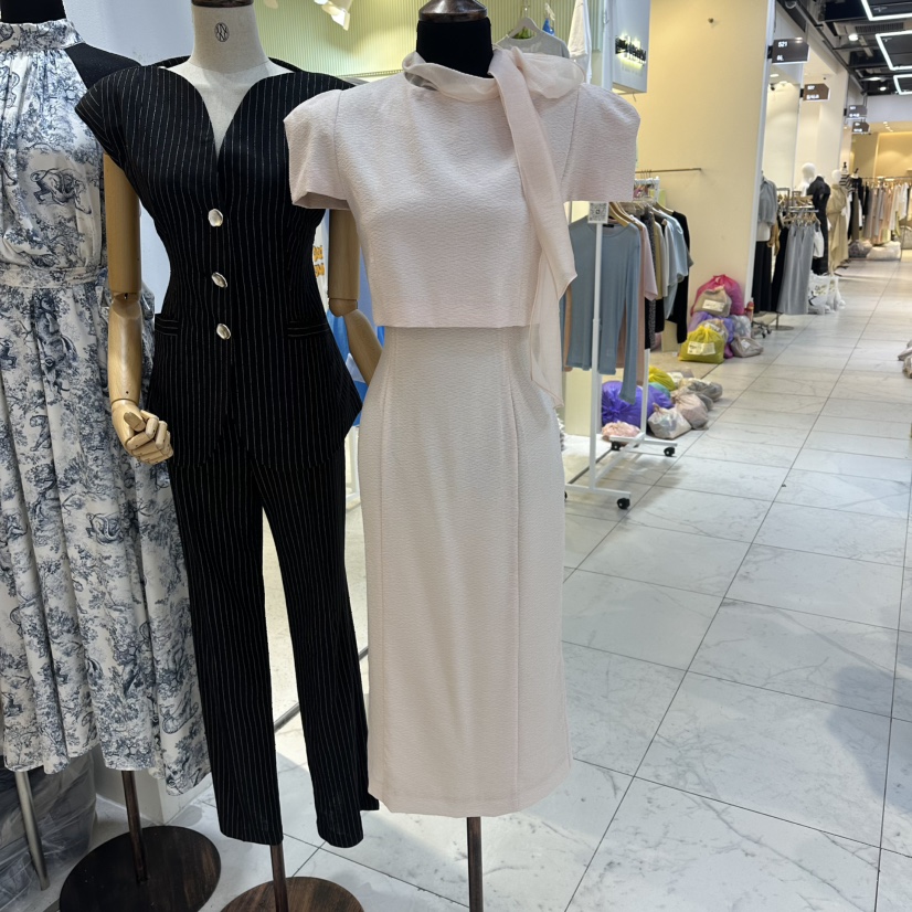 INNO東大門實拍韓國女裝新品時尚推薦人氣熱賣26夏季連衣裙INNO連衣裙圖色1