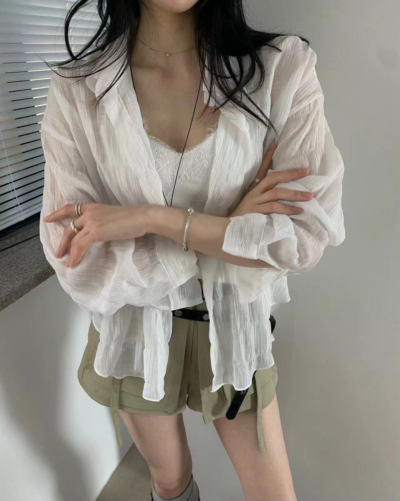 BLACK LINE東大門實拍韓國女士新品人氣26夏季襯衫蕾絲衫褶皺BLACK LINE襯衫/蕾絲衫圖色1