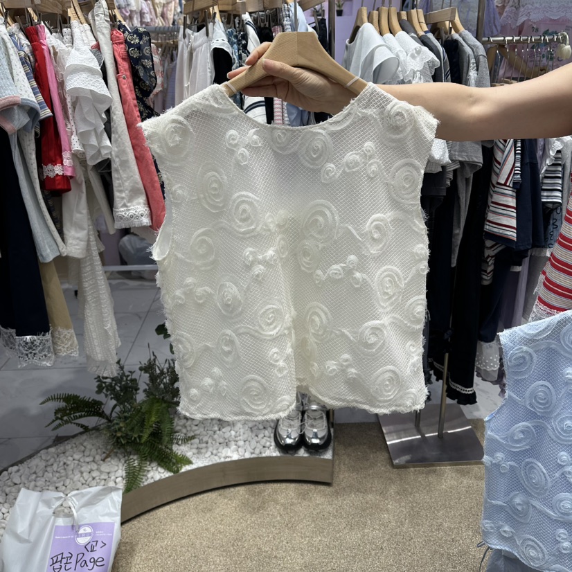 VIRUS東大門實拍韓國女裝新品人氣26夏季推薦吊帶背心含花VIRUS吊帶/背心