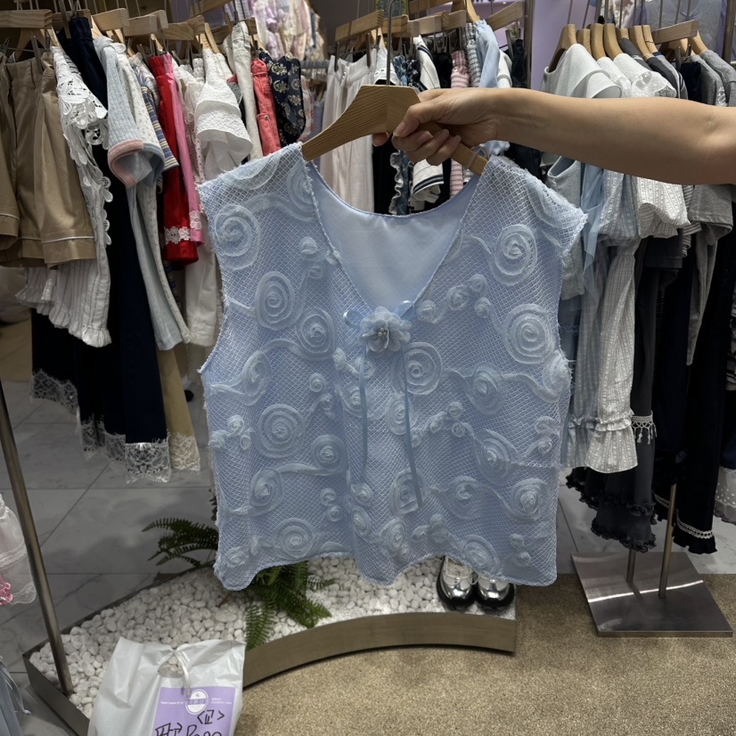 VIRUS東大門實拍韓國女裝新品人氣26夏季推薦吊帶背心含花VIRUS吊帶/背心圖色1