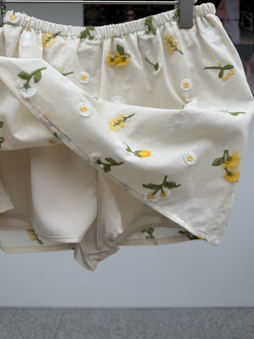 MADE-P韓國東大門直郵女士新品推薦人氣休閑26夏季熱賣短裙MADE-P短裙