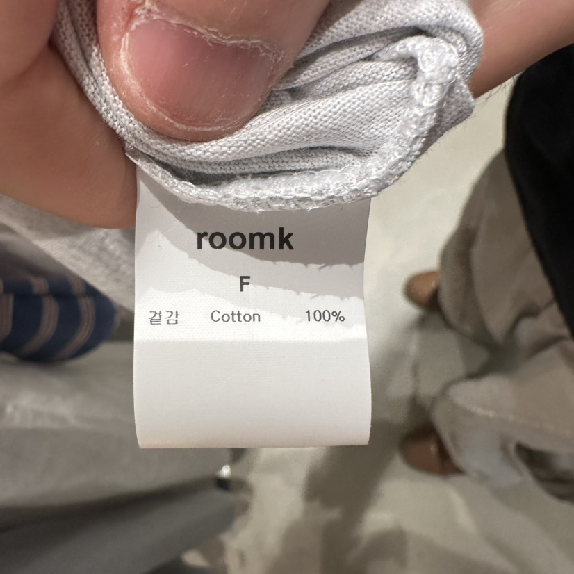 ROOM K-P韓國代購女裝新款時尚熱賣推薦人氣26夏季T恤褶皺roomkT恤