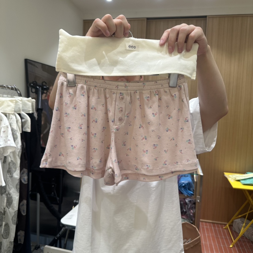 EEE韓國東大門代購女裝新款人氣休閑26夏季時尚熱賣推薦短褲EEE短褲圖色2