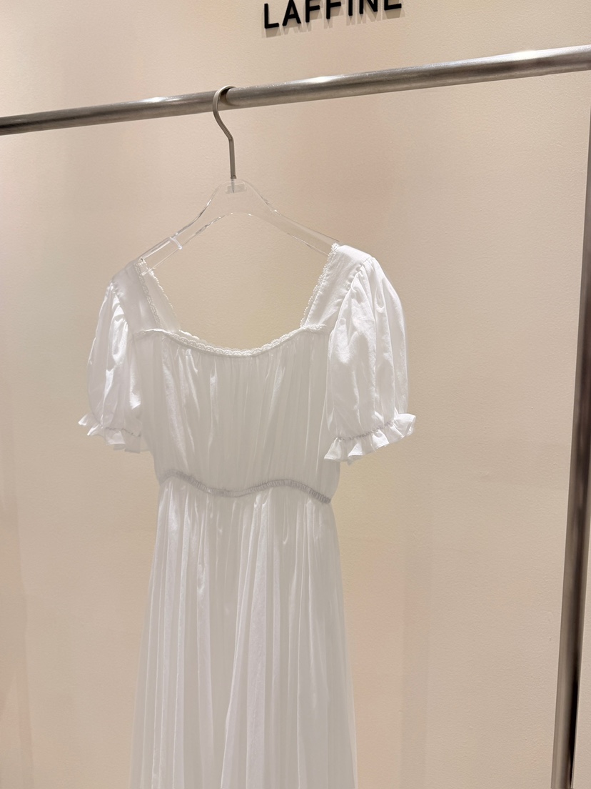 LAFFINE-P韓國直郵實拍女裝新款時尚熱賣推薦26夏季連衣裙LAFFINE-P連衣裙
