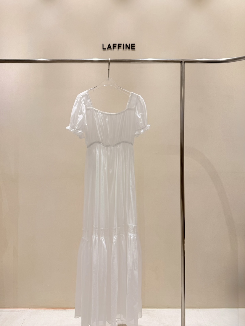 LAFFINE-P韓國直郵實拍女裝新款時尚熱賣推薦26夏季連衣裙LAFFINE-P連衣裙圖色1