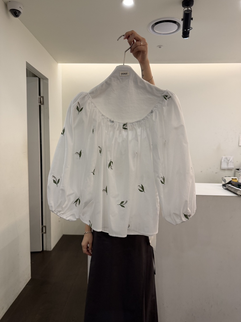 YOUR-P韓國東大門代購女裝新品26夏季襯衫蕾絲衫刺繡層疊YOUR-P襯衫/蕾絲衫圖色1
