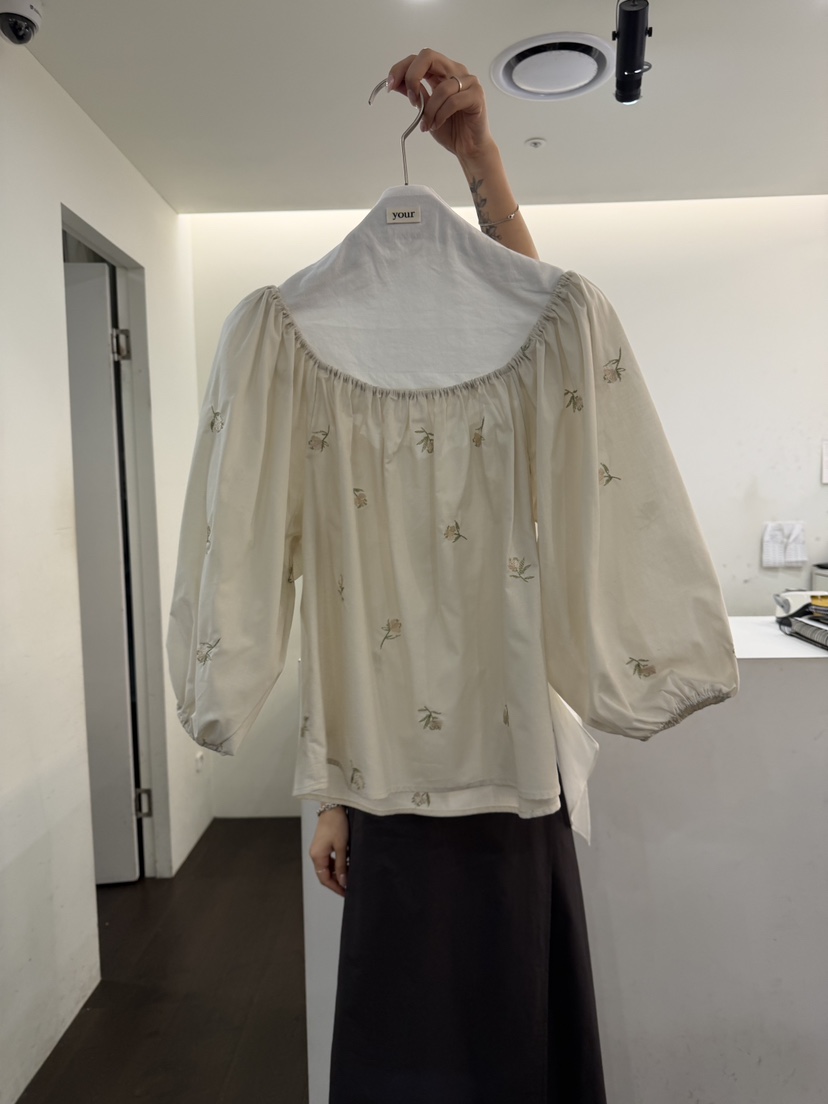 YOUR-P韓國東大門代購女裝新品26夏季襯衫蕾絲衫刺繡層疊YOUR-P襯衫/蕾絲衫圖色2