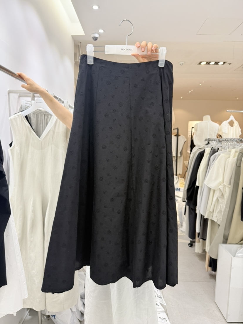 WOOD SAGE韓國東大門代購女裝新品時尚熱賣推薦長裙刺繡WOOD SAGE長裙圖色2