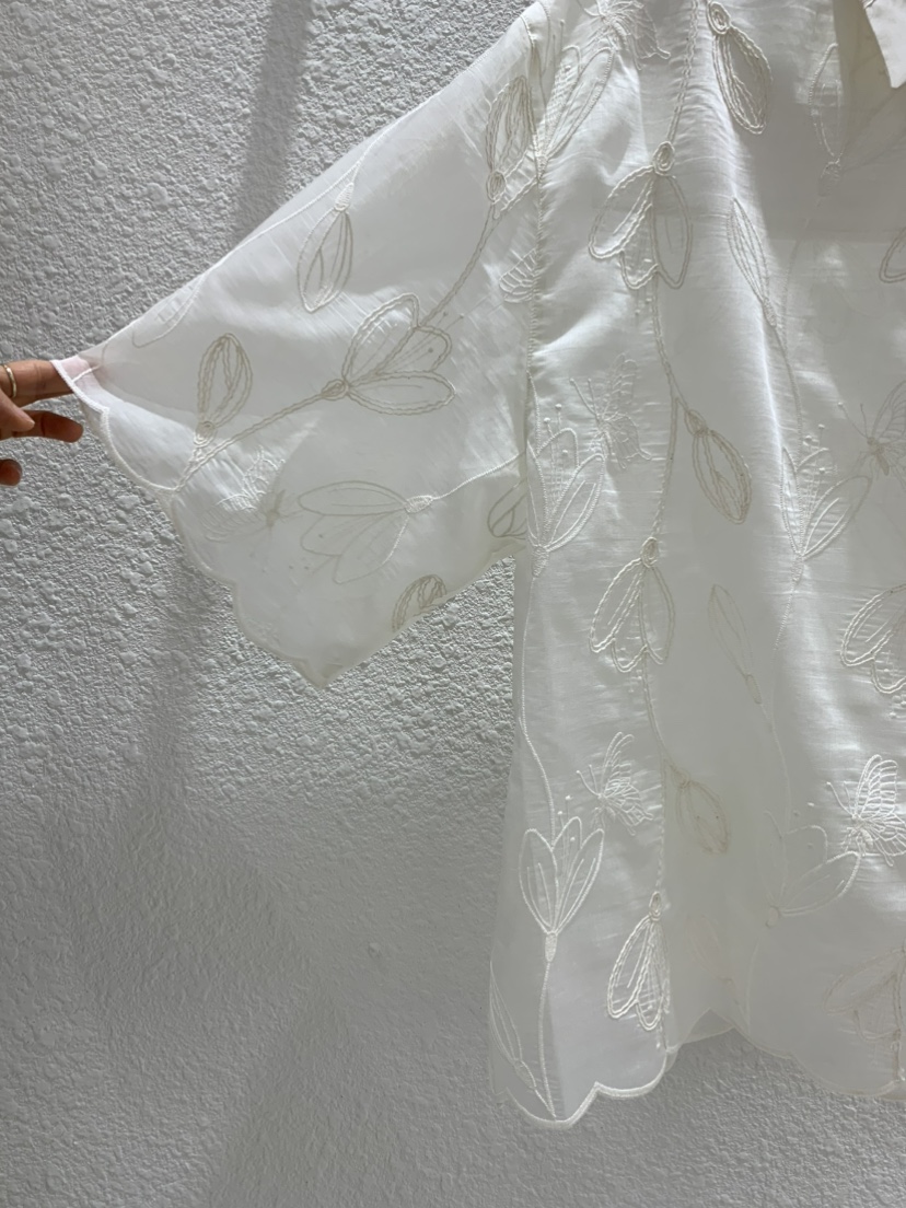 LUCY SALON韓國代購女裝新款熱賣休閑推薦人氣襯衫蕾絲衫LUCY SALON襯衫/蕾絲衫