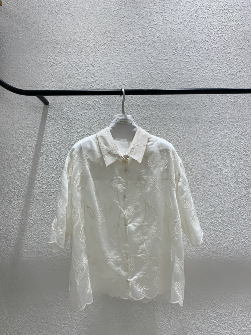 LUCY SALON韓國代購女裝新款熱賣休閑推薦人氣襯衫蕾絲衫LUCY SALON襯衫/蕾絲衫圖色1
