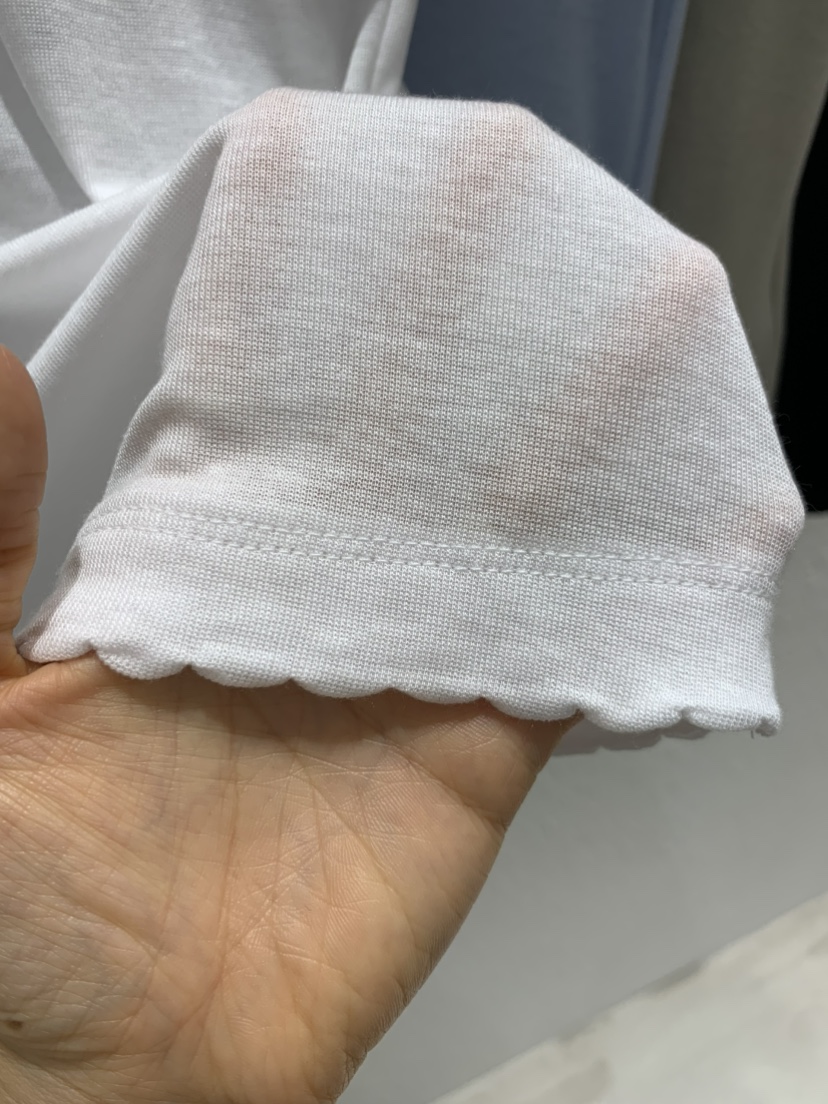 LUCY SALON韓國東大門直郵女士新款熱賣26夏季人氣T恤刺繡LUCY SALONT恤