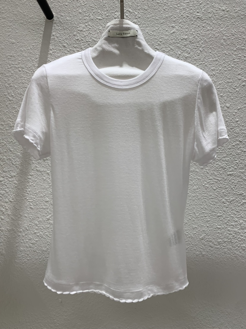 LUCY SALON韓國東大門直郵女士新款熱賣26夏季人氣T恤刺繡LUCY SALONT恤圖色1