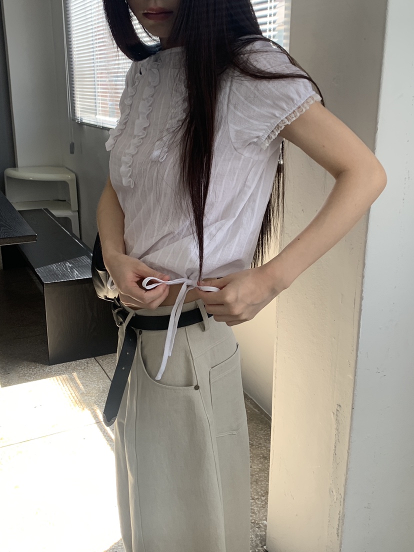 LOGARDEN韓國直郵女裝新款人氣時尚熱賣26夏季襯衫蕾絲衫LO GARDEN襯衫/蕾絲衫