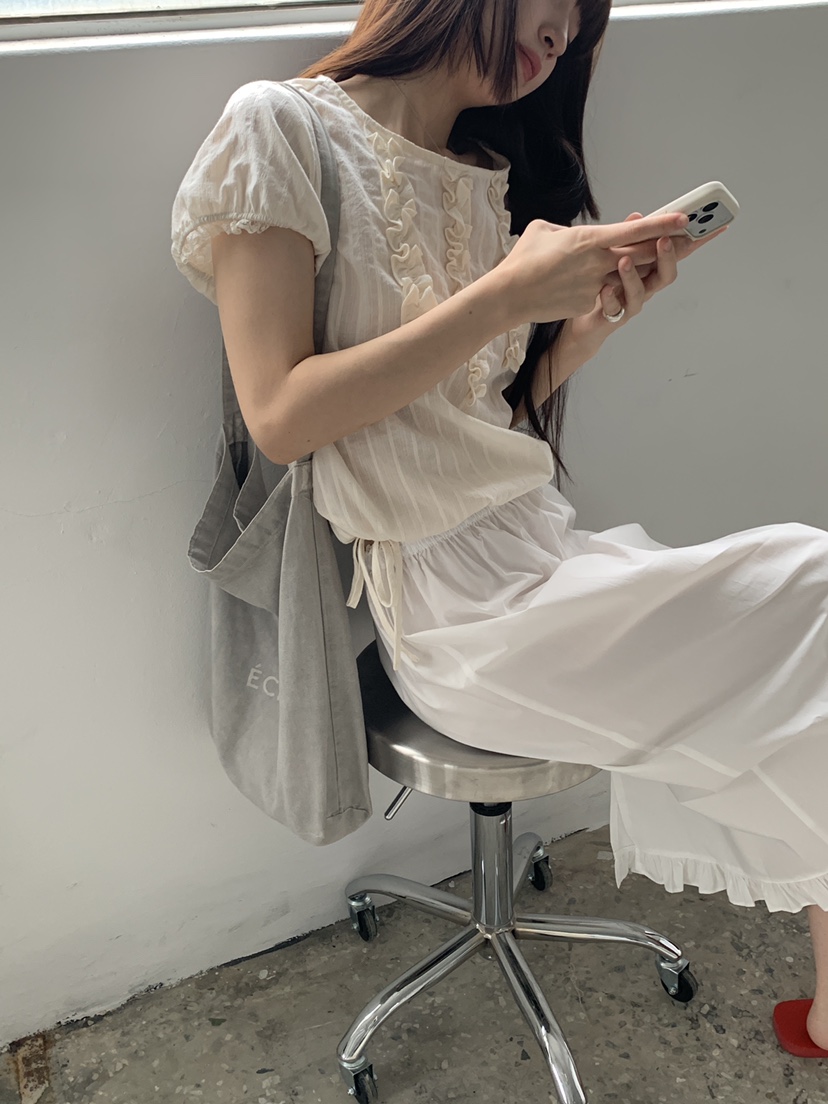 LOGARDEN韓國直郵女裝新款人氣時尚熱賣26夏季襯衫蕾絲衫LO GARDEN襯衫/蕾絲衫