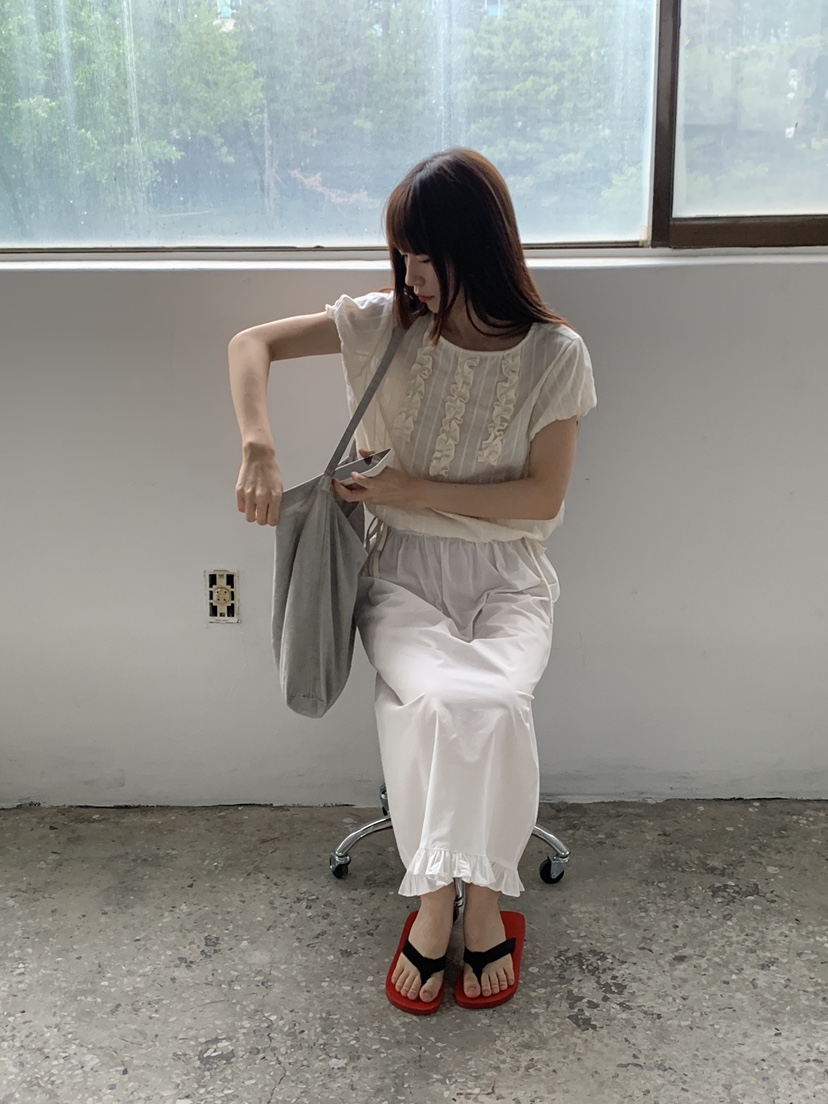 LOGARDEN韓國直郵女裝新款人氣時尚熱賣26夏季襯衫蕾絲衫LO GARDEN襯衫/蕾絲衫
