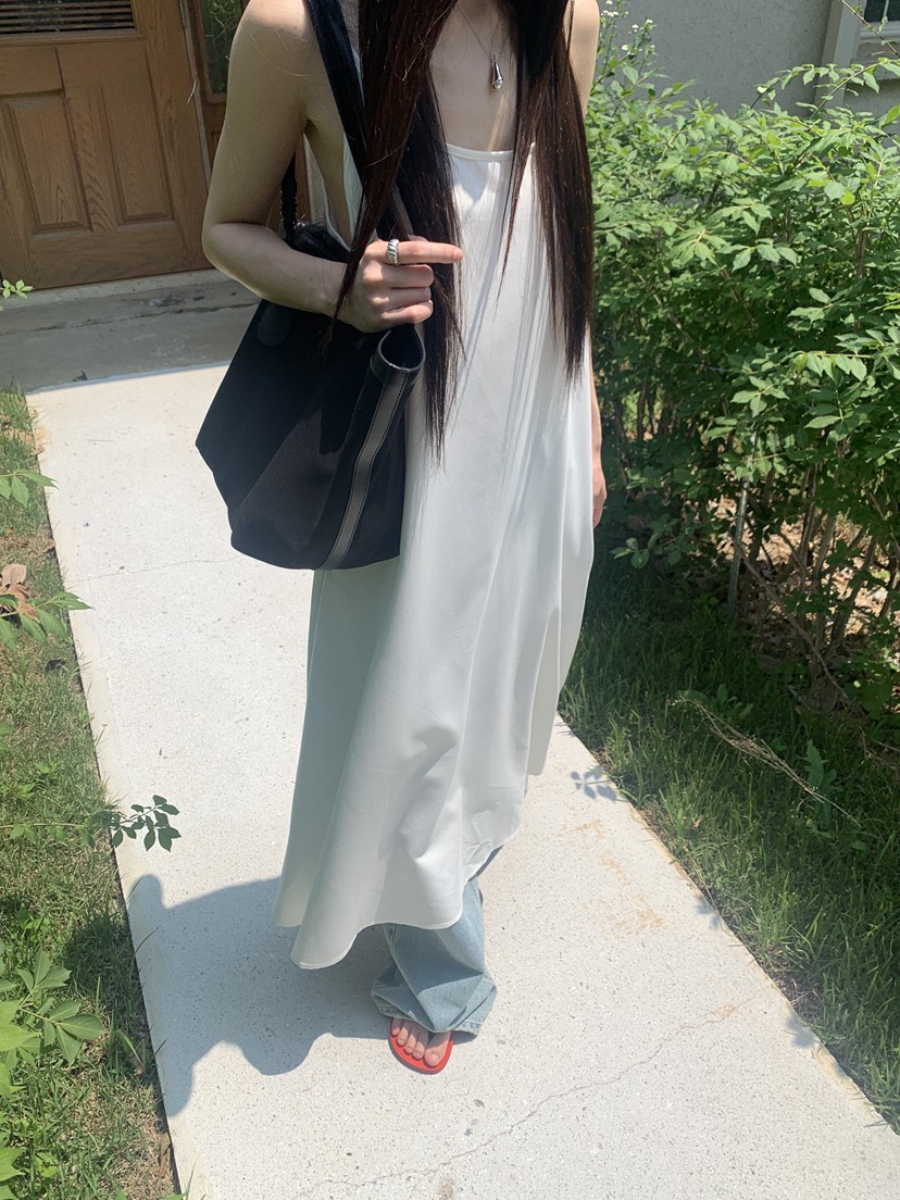 LOGARDEN韓國直郵女士新款時尚推薦26夏季連衣裙OPS含腰繩LO GARDEN連衣裙