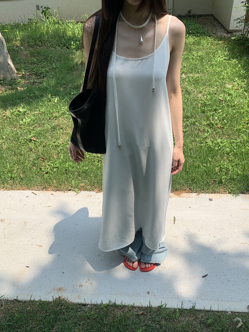 LOGARDEN韓國直郵女士新款時尚推薦26夏季連衣裙OPS含腰繩LO GARDEN連衣裙