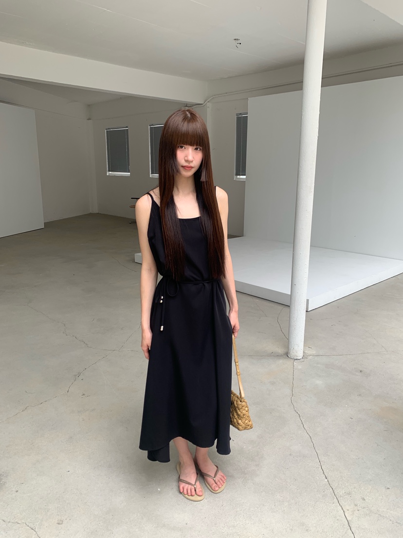 LOGARDEN韓國直郵女士新款時尚推薦26夏季連衣裙OPS含腰繩LO GARDEN連衣裙
