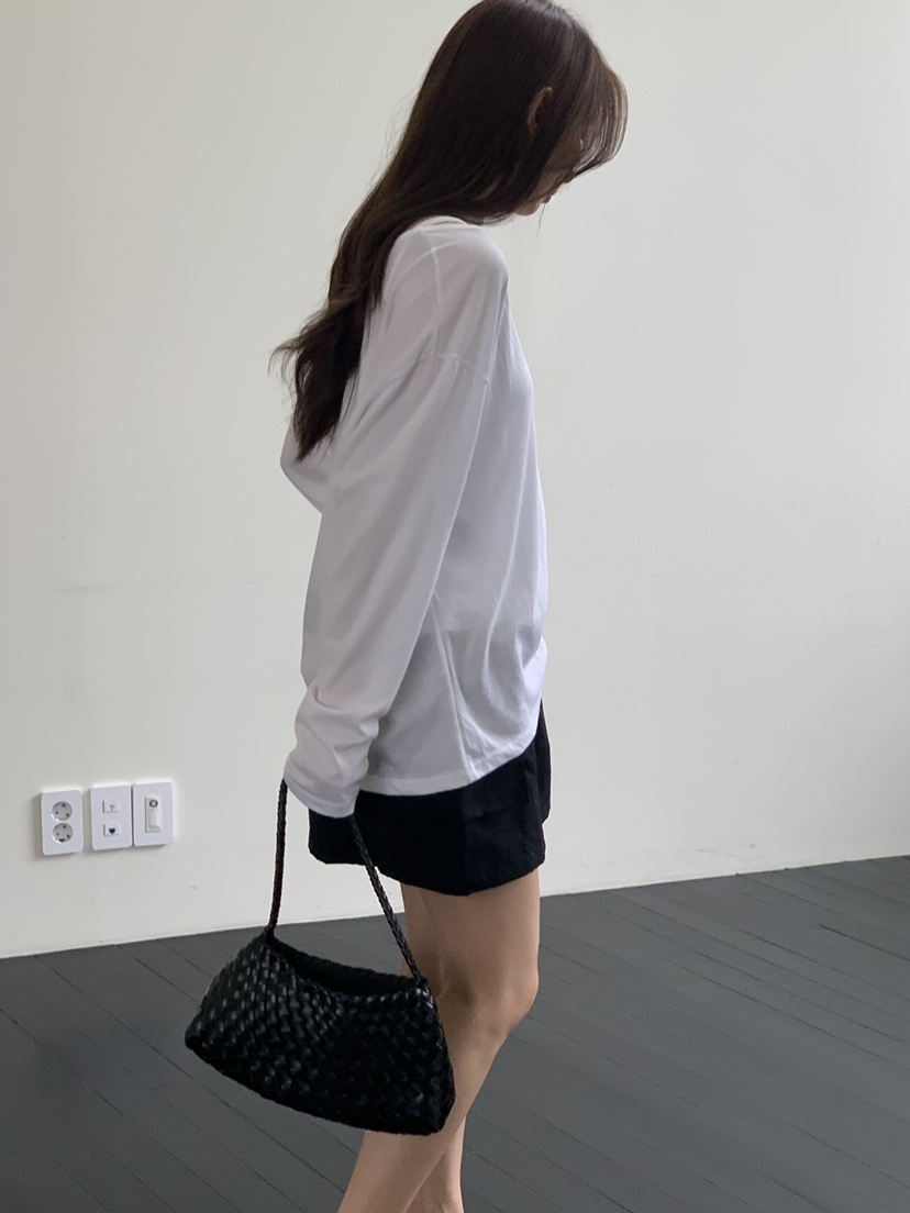 NOTICE韓國東大門代購女裝新品人氣推薦熱賣26夏季長袖T恤NOTICE長袖T恤