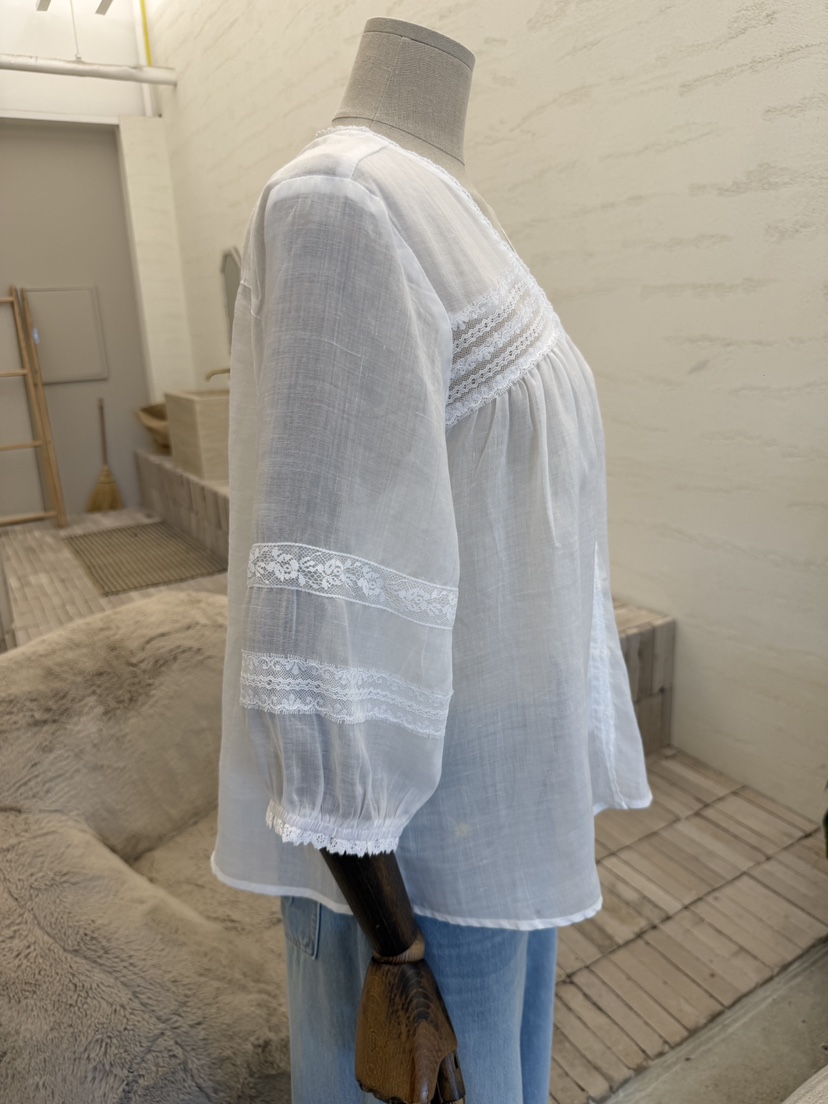 LAUNDRY韓國東大門代購女裝新款推薦休閑時尚人氣襯衫蕾絲衫LAUNDRY襯衫/蕾絲衫