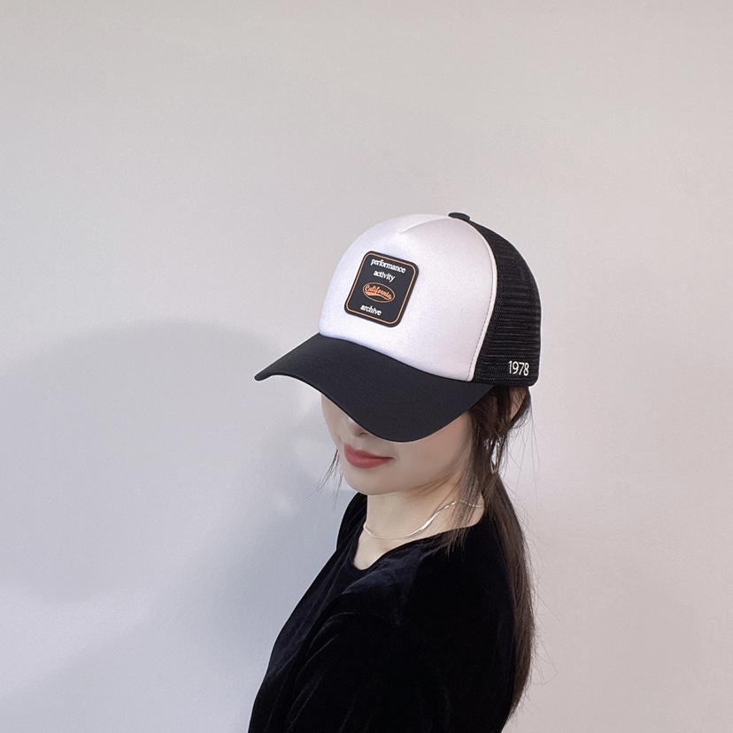 LOVELY HAT韓國東大門直郵女裝新品休閑熱賣推薦人氣帽子LOVELY HAT帽子